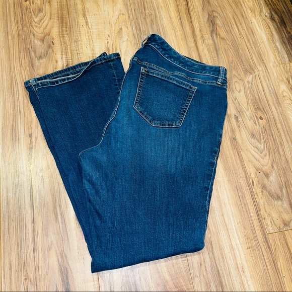 Torrid Jeans Relaxed Boot Size 18 R